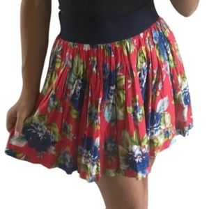 ABERCROMBIE & FITCH CUTE FLIRTY FLORAL MINI SKIRT